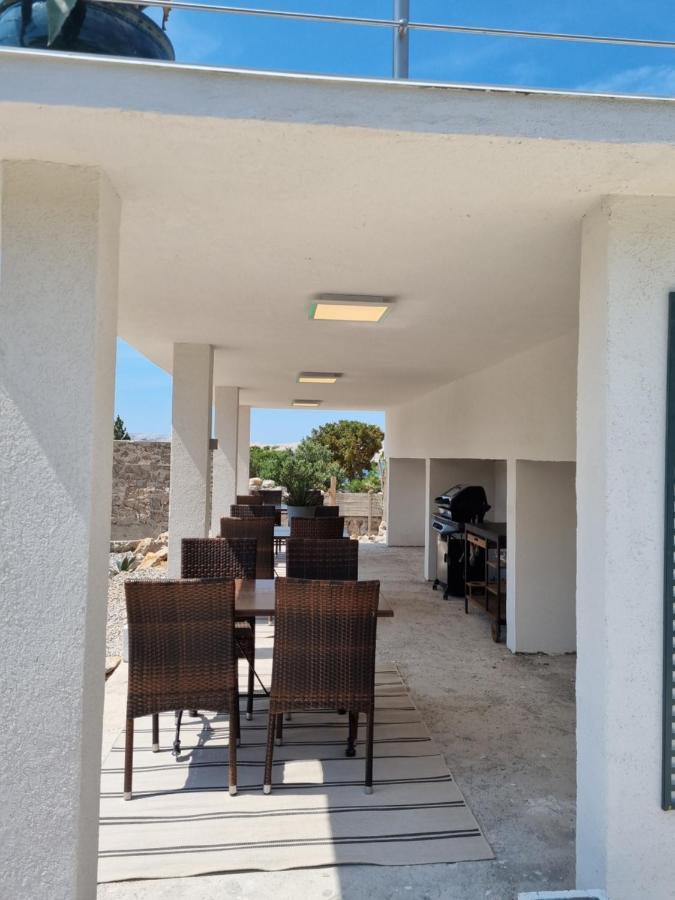 Rosemary Resort 策萨利卡 外观 照片